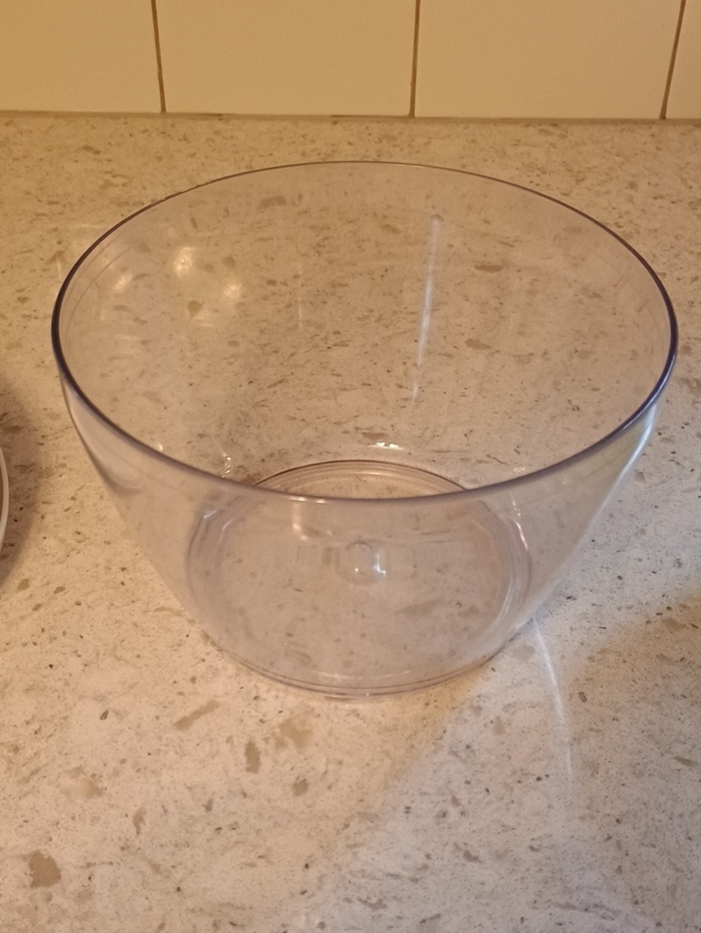 Small Progressive Salad Spinner - Picture 7 of 7
